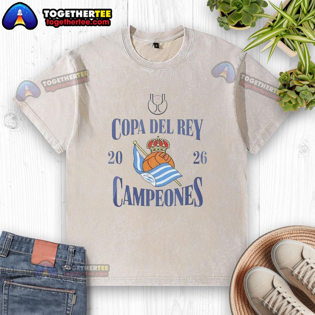 Alt Text: Original Real Sociedad Copa del Rey Campeones 2026 washed t-shirt featuring team logo and vintage style design.