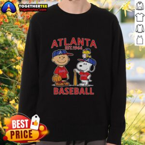 Charlie Brown, Snoopy, and Woodstock in Atlanta Braves sweatshirt, Est. 1961, showcasing a fun baseball-themed design.