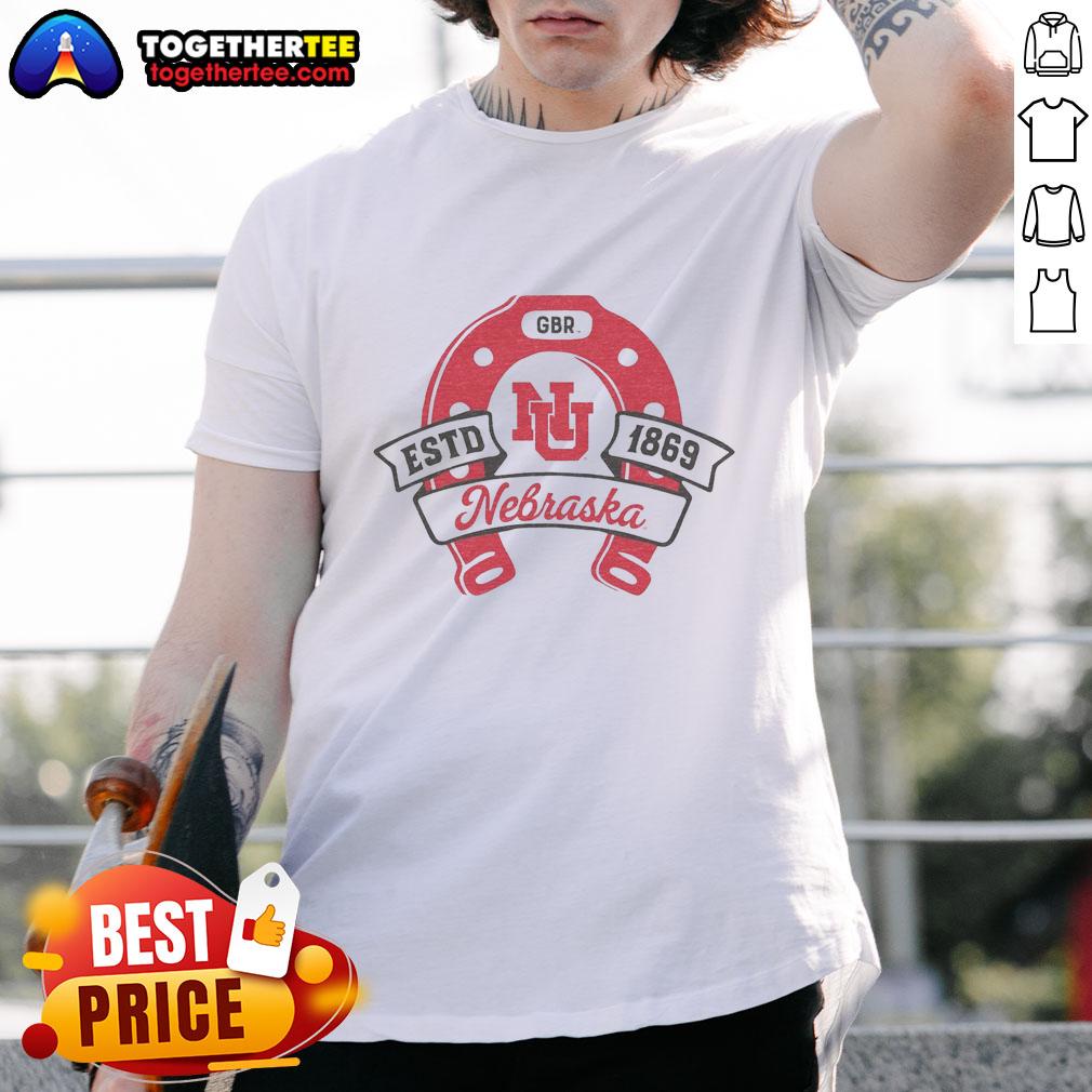 Good Nebraska Lucky Horseshoe Ash T-Shirt showcasing a stylish design perfect for Nebraska fans and horse lovers.