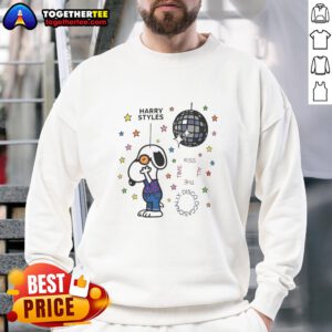 Good Snoopy Kiss cartoon sweatshirt, featuring a playful design perfect for disco occasions and casual wear.