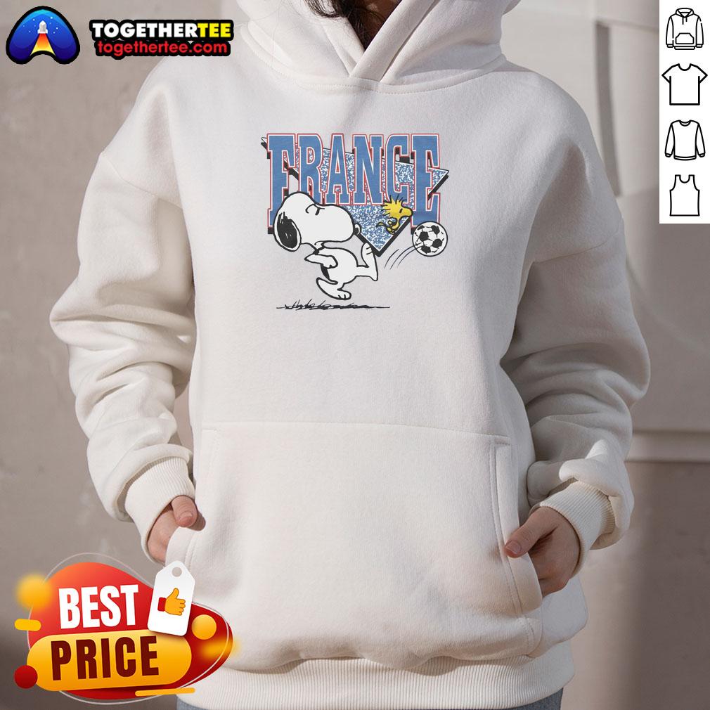 Top Peanuts Snoopy X France soccer hoodie featuring a playful Snoopy design perfect for fans and soccer lovers.